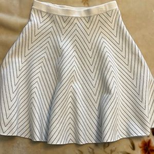 Grace element. size medium.  white was silver thread